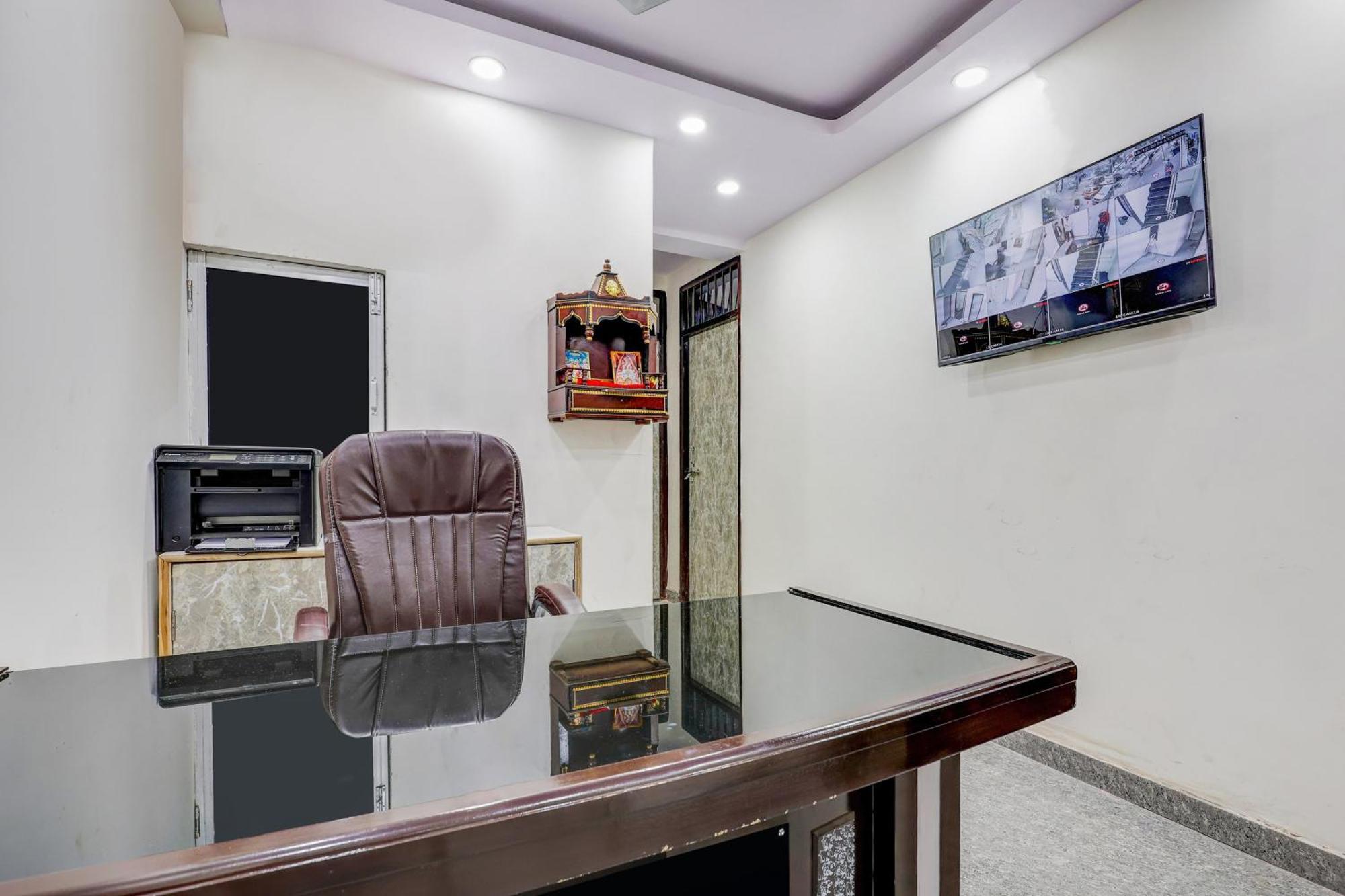 Hotel O Govind Residency Neu-Delhi Exterior foto